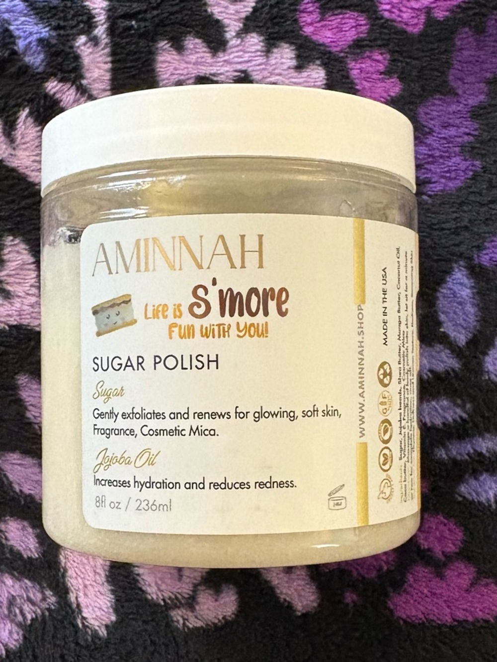 AMINNAH AMNH Life is s’more fun with you sugar Polish scrub